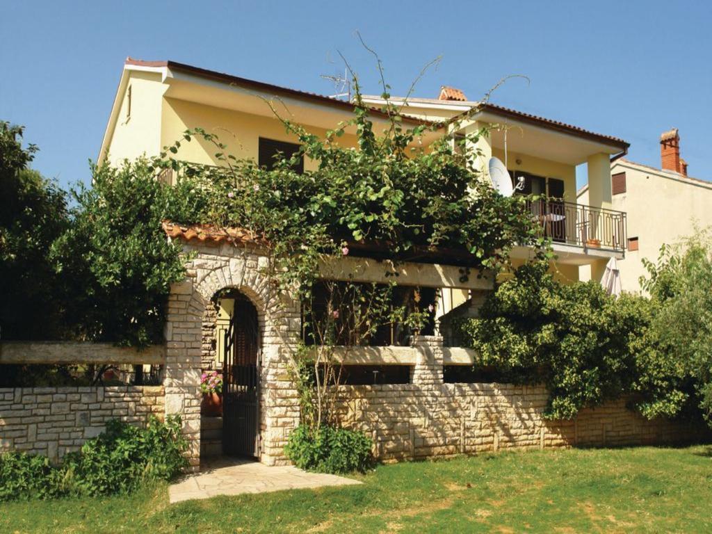 Apartment Apartman Eta