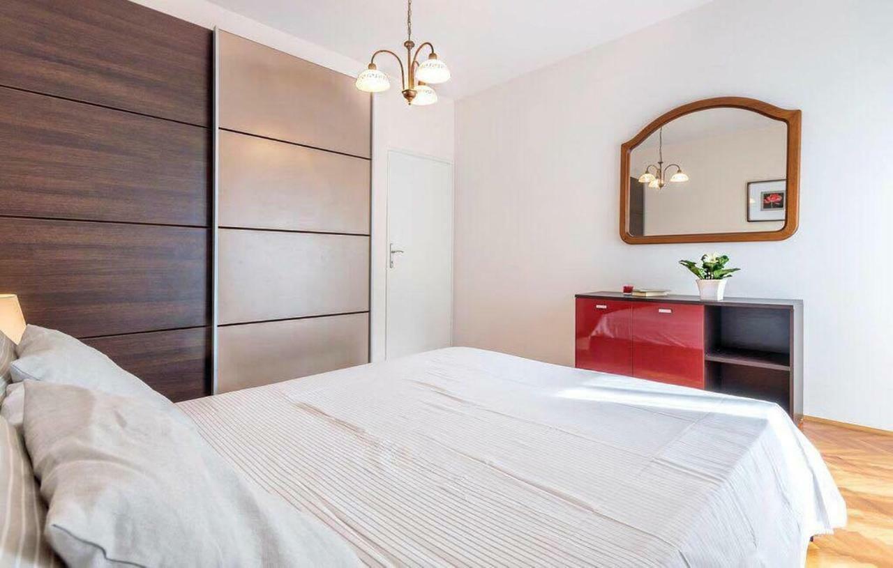 Apartman Eta Apartment *